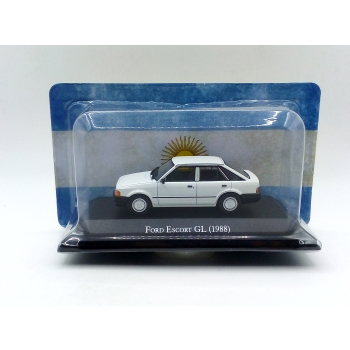 Ford Escort GL 1988 5-door white - skala 1:43 - Salvat/Hachette